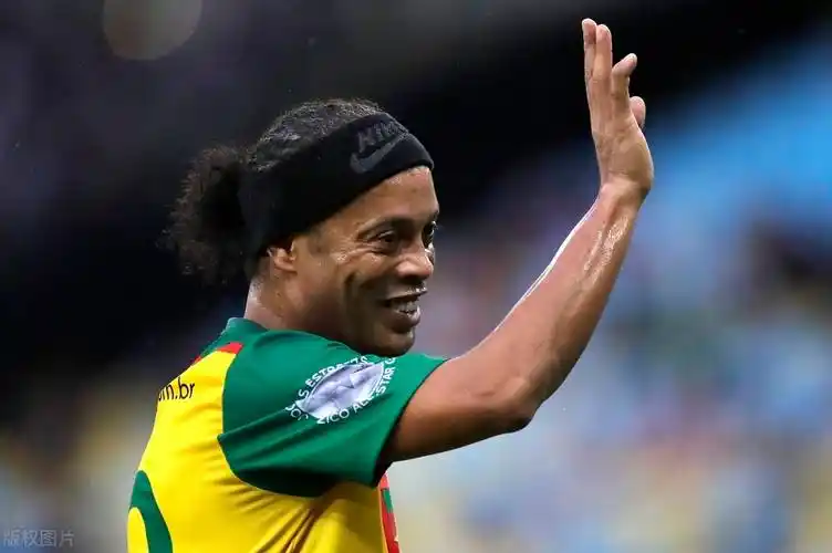 体育总监的 体育总监的