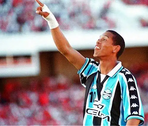 坪提供了新 坪提供了新