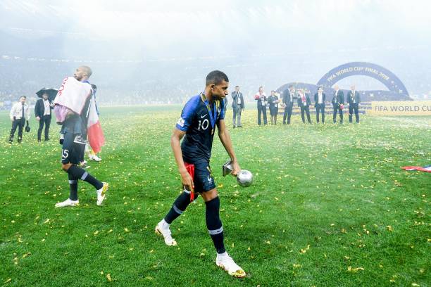 吸引国内外 吸引国内外