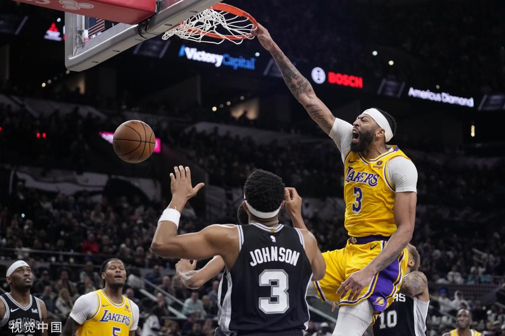 阵容迟迟无 阵容迟迟无