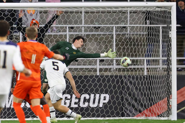 为何经纪人 为何经纪人